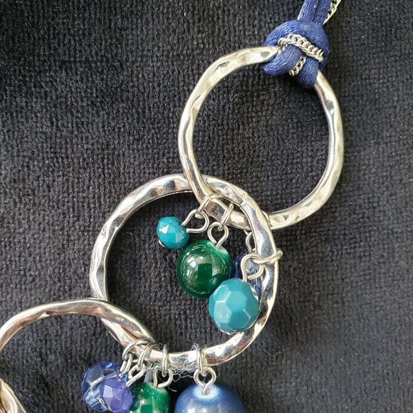 Women Silver Tone Multi Gems & Beads Circle Link V Shape Necklace with Lobster - Picture 4 of 6